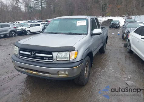 2002 Toyota Tundra Sr5 из США, поврежденный, VIN 5TBBT44152S267735